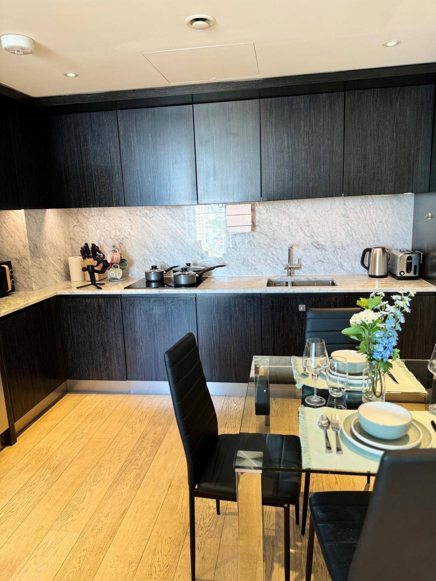 Appartamento Scenic View 1-bed Near Downtown With Free Wifi