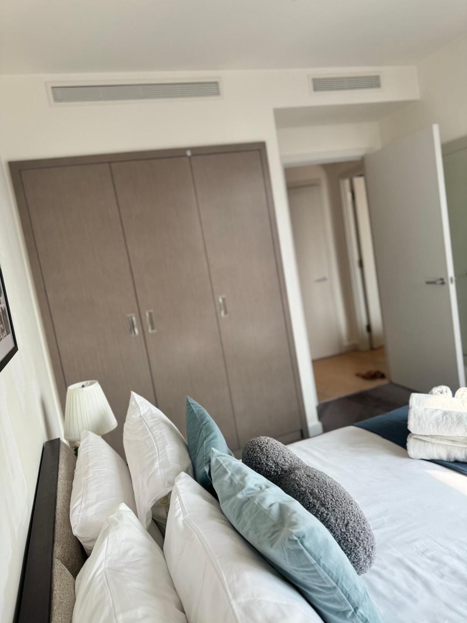 Scenic View 1-bed Near Downtown With Free Wifi Appartamento *