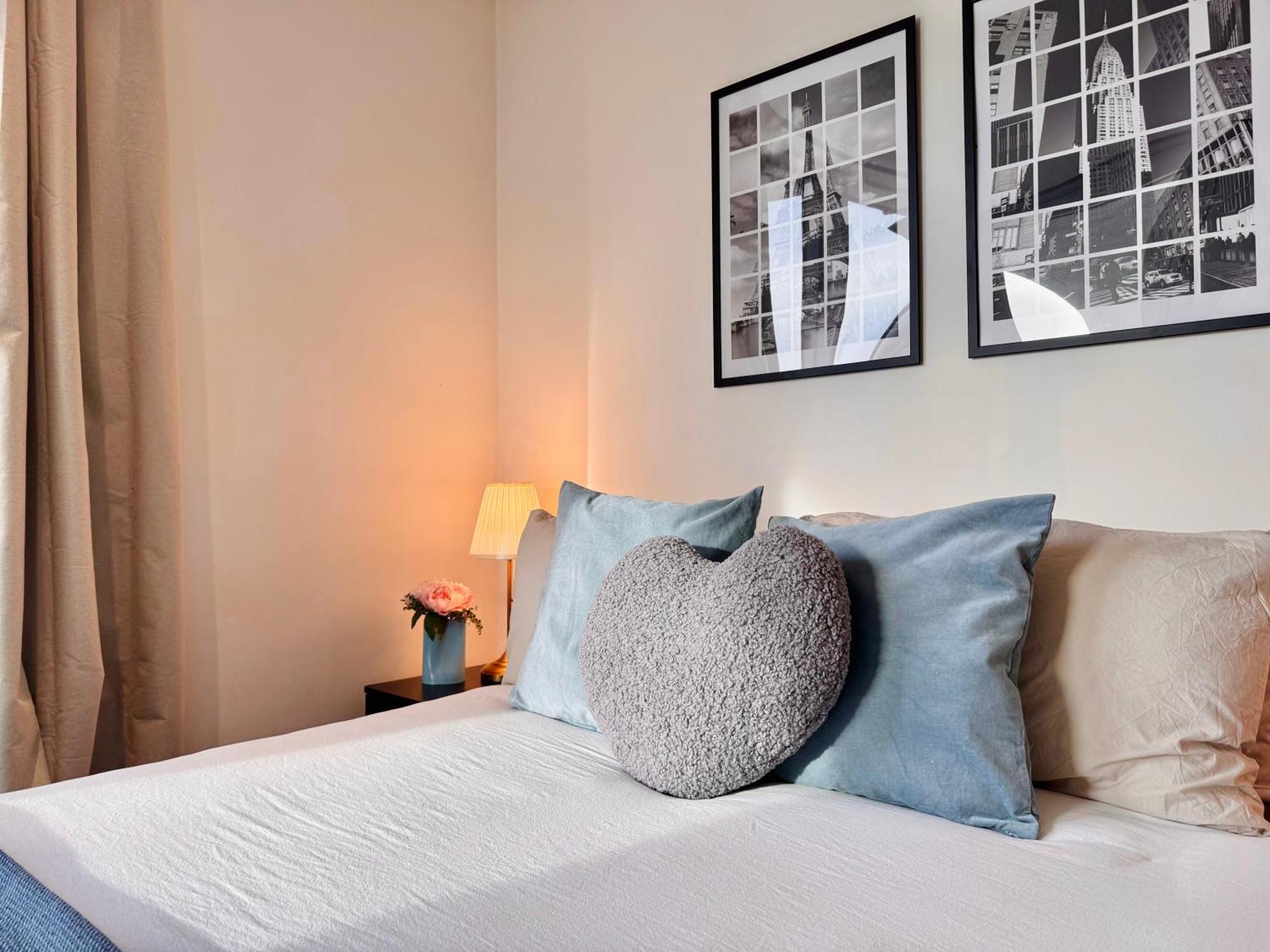 Scenic View 1-bed Near Downtown With Free Wifi Appartamento