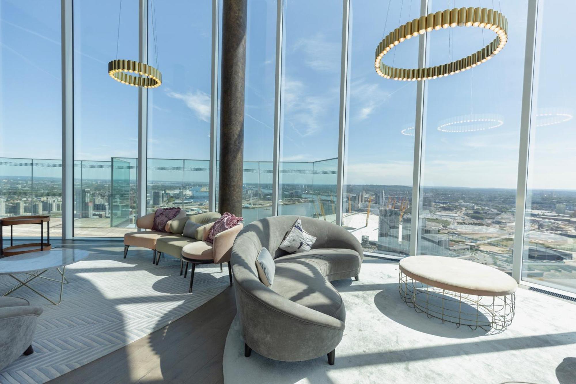 Scenic View 1-bed Near Downtown With Free Wifi * Londra